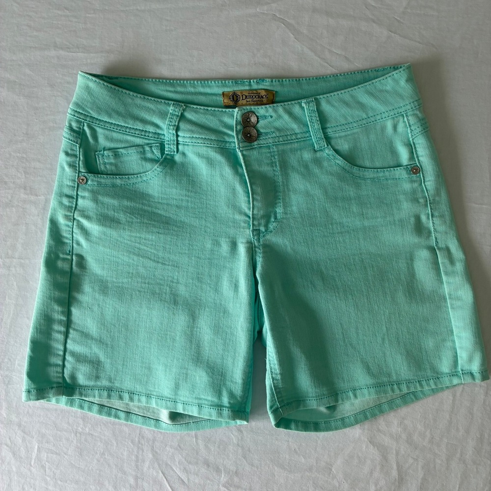 Democracy Mint Green Jean Dependence Shorts Size 8 Stretch Denim B565WAGW